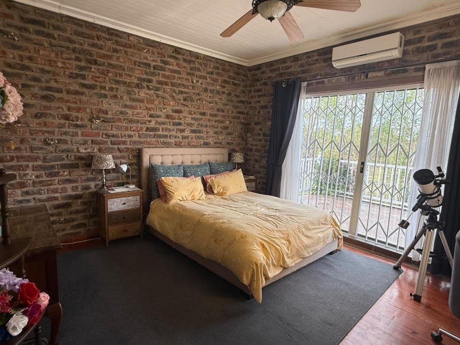 6 Bedroom Property for Sale in Bainsvlei Free State
